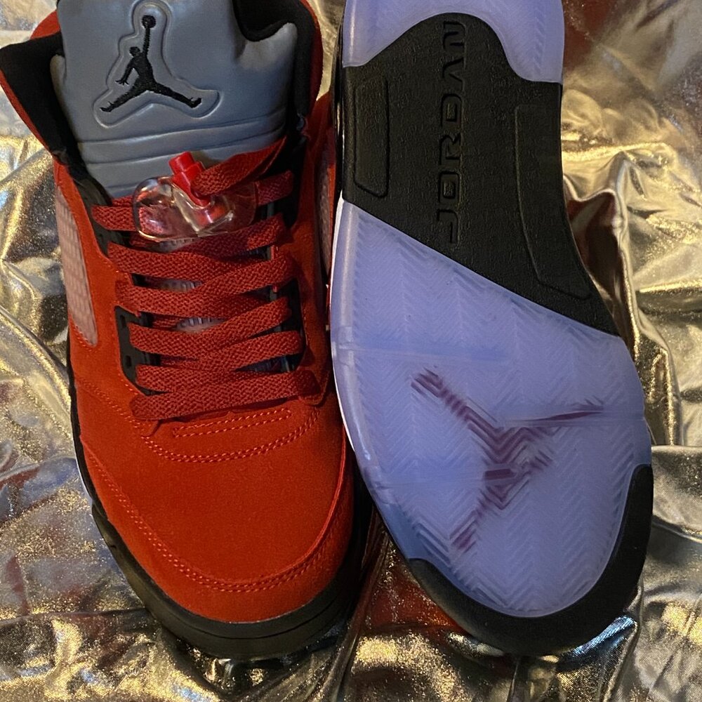 Air Jordan 5 - Picture 4 of 5